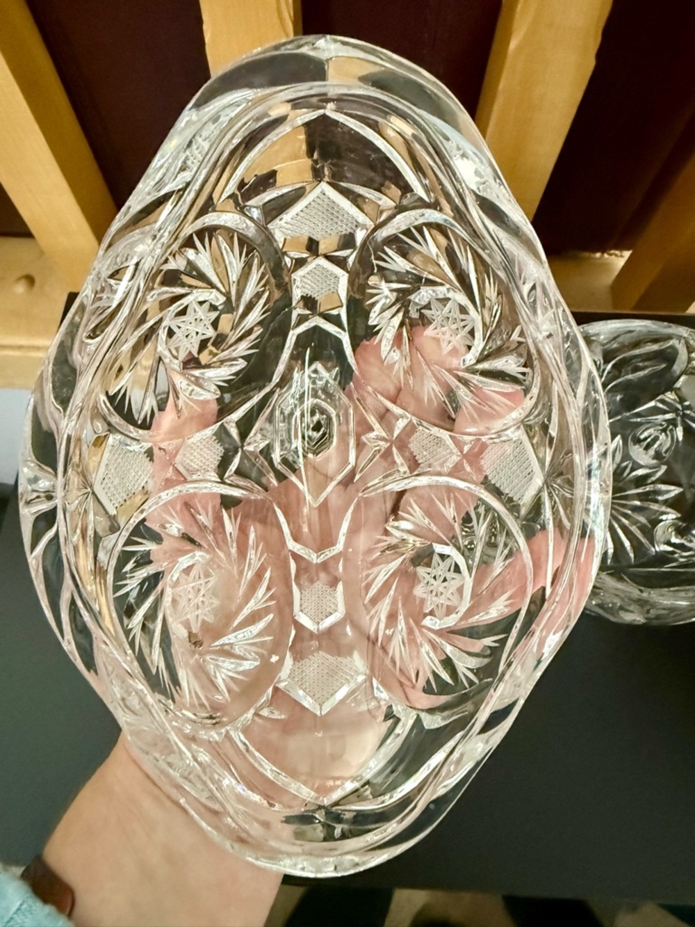 Vtg Large Cut Crystal Bonbonniere with Tall Finial - Vintage Pinwheel Starburst - Picture 11 of 12